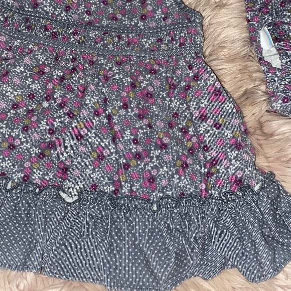 Beautiful Floral Dress - Picture 3 of 5